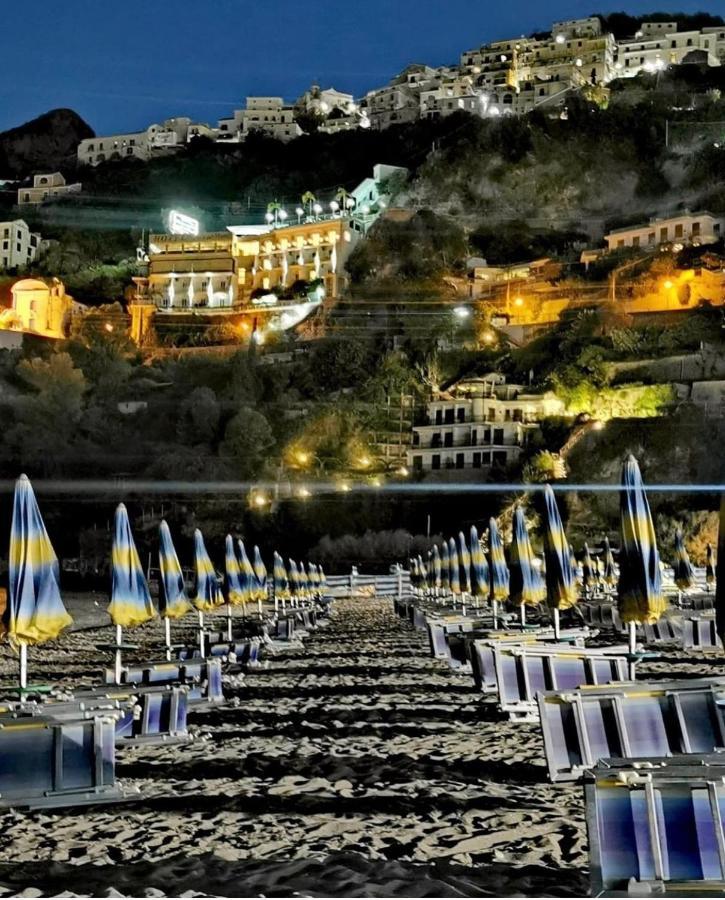 Aretusa Resort Amalfi Coast Vietri Eksteriør bilde
